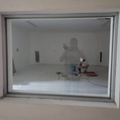 Vidro de chumbo de raios X resistente a impactos com superfície polida/fosca e equivalente de chumbo Pb de 2,5 mm para salas de tomografia computadorizada e raios X de hospital