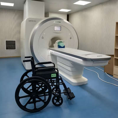 Cadeira de rodas de ressonância magnética bariátrica com capacidade de 600 libras, largura de assento de 24 polegadas e quadro não magnético