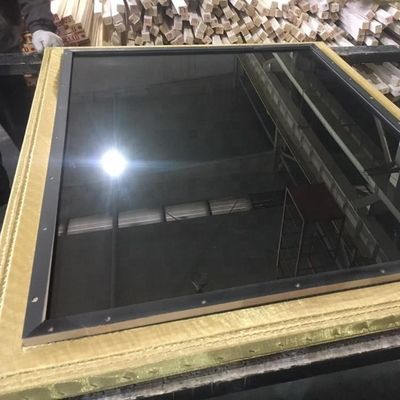Janela de isolamento de RF embalado para transporte de caixas de madeira com tratamento de superfície anodizado e design de balanço horizontal para regulação de sinal de rádio